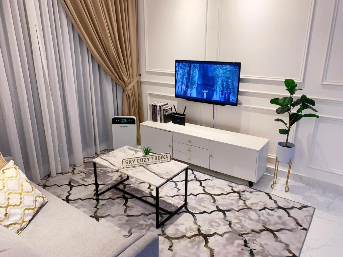Sky Cozy Troika Residence, 1 Bedroom 4-6 Pax, 2 Bedrooms 6-8 Pax, Pool Vew, Sky & City View, Free Parking, Pool, Unlimited Wifi & Netflix โกตาบารู ภายนอก รูปภาพ