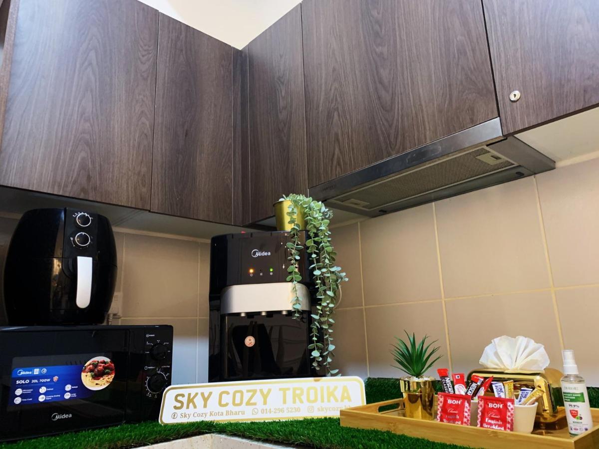 Sky Cozy Troika Residence, 1 Bedroom 4-6 Pax, 2 Bedrooms 6-8 Pax, Pool Vew, Sky & City View, Free Parking, Pool, Unlimited Wifi & Netflix โกตาบารู ภายนอก รูปภาพ