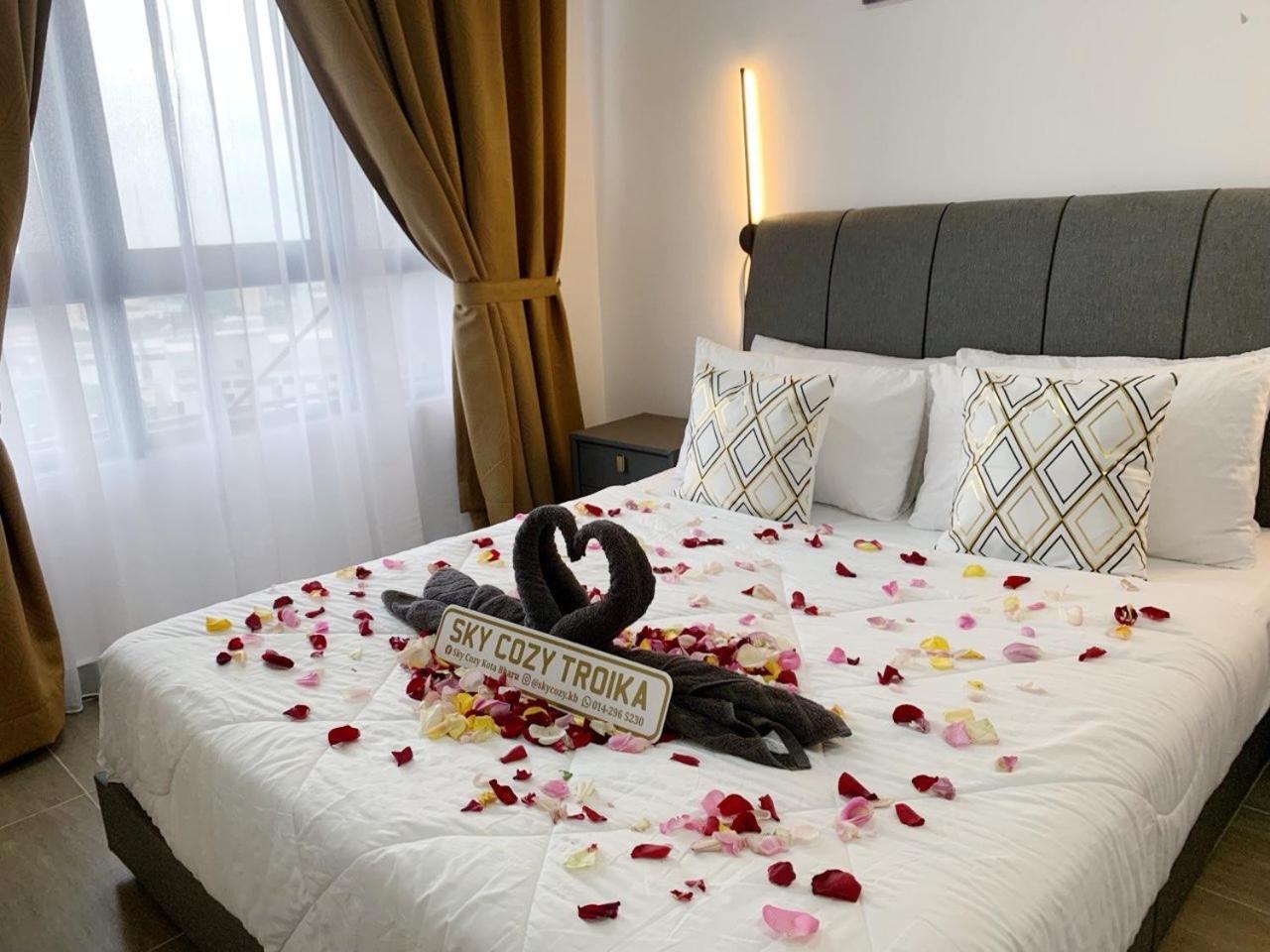Sky Cozy Troika Residence, 1 Bedroom 4-6 Pax, 2 Bedrooms 6-8 Pax, Pool Vew, Sky & City View, Free Parking, Pool, Unlimited Wifi & Netflix โกตาบารู ภายนอก รูปภาพ