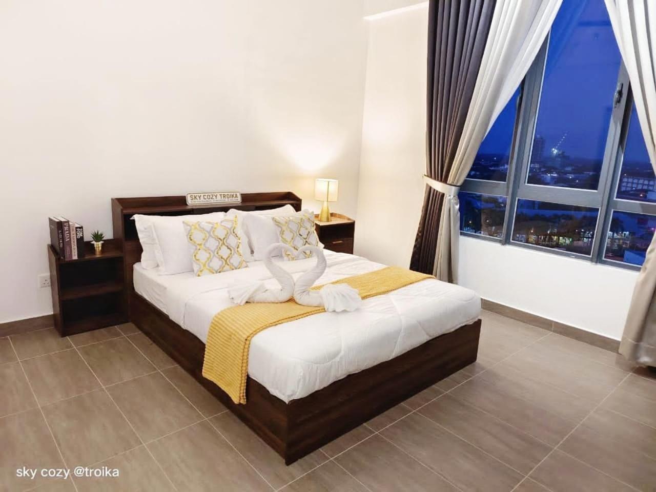 Sky Cozy Troika Residence, 1 Bedroom 4-6 Pax, 2 Bedrooms 6-8 Pax, Pool Vew, Sky & City View, Free Parking, Pool, Unlimited Wifi & Netflix โกตาบารู ภายนอก รูปภาพ