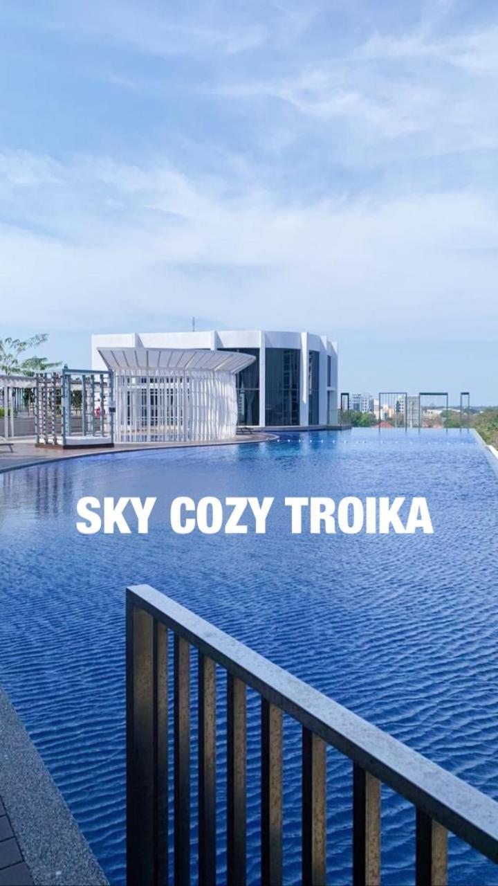 Sky Cozy Troika Residence, 1 Bedroom 4-6 Pax, 2 Bedrooms 6-8 Pax, Pool Vew, Sky & City View, Free Parking, Pool, Unlimited Wifi & Netflix โกตาบารู ภายนอก รูปภาพ