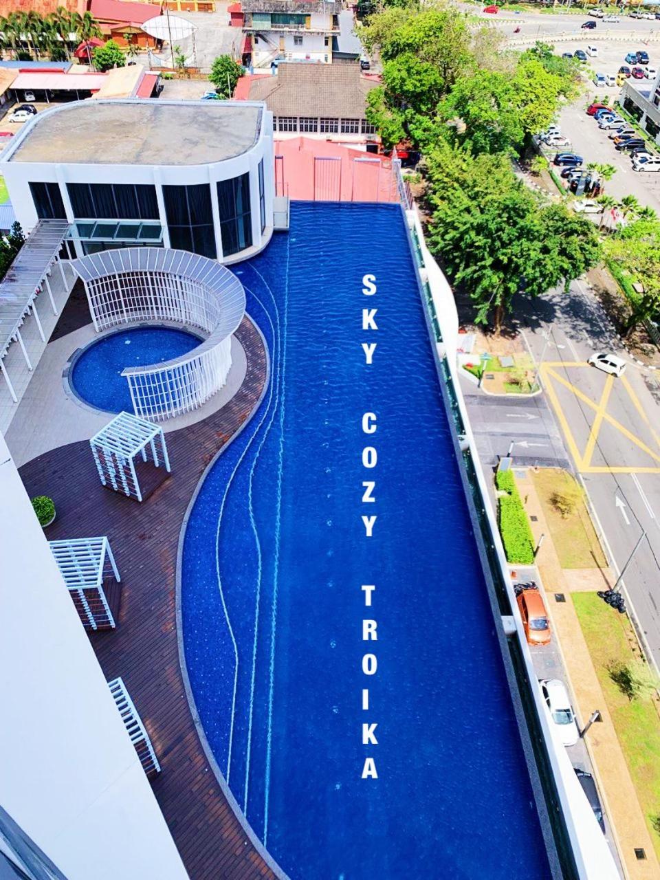 Sky Cozy Troika Residence, 1 Bedroom 4-6 Pax, 2 Bedrooms 6-8 Pax, Pool Vew, Sky & City View, Free Parking, Pool, Unlimited Wifi & Netflix โกตาบารู ภายนอก รูปภาพ